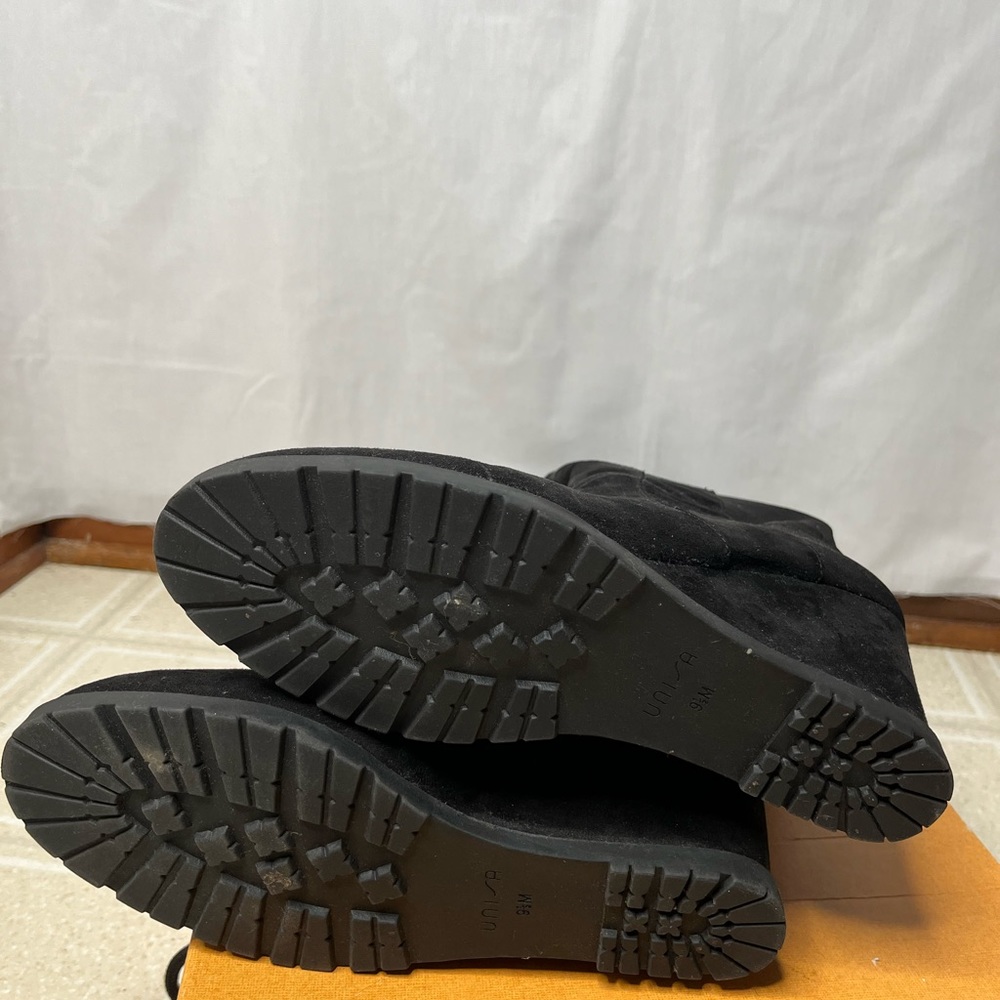 Heel boot - Picture 2 of 8